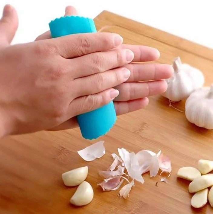 Garlic Peeler Pro – Get Peeled Cloves in 10 Seconds!