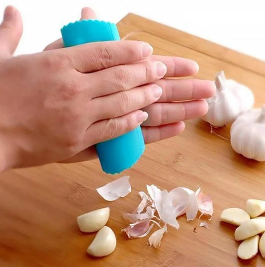 Garlic Peeler Pro – Get Peeled Cloves in 10 Seconds!